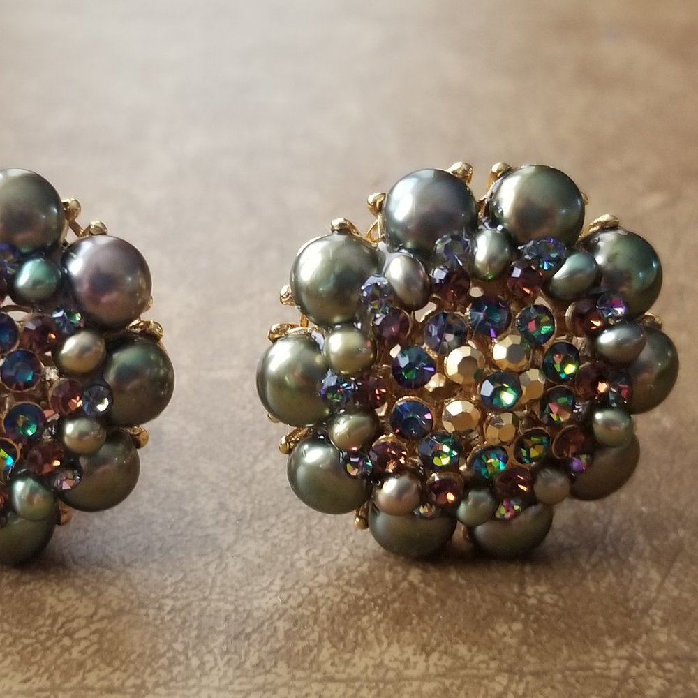 RARE VINTAGE STATEMENT JOSE & MARIA BARRERA PEARL STONE CRYSTAL FLOWER EARRINGS